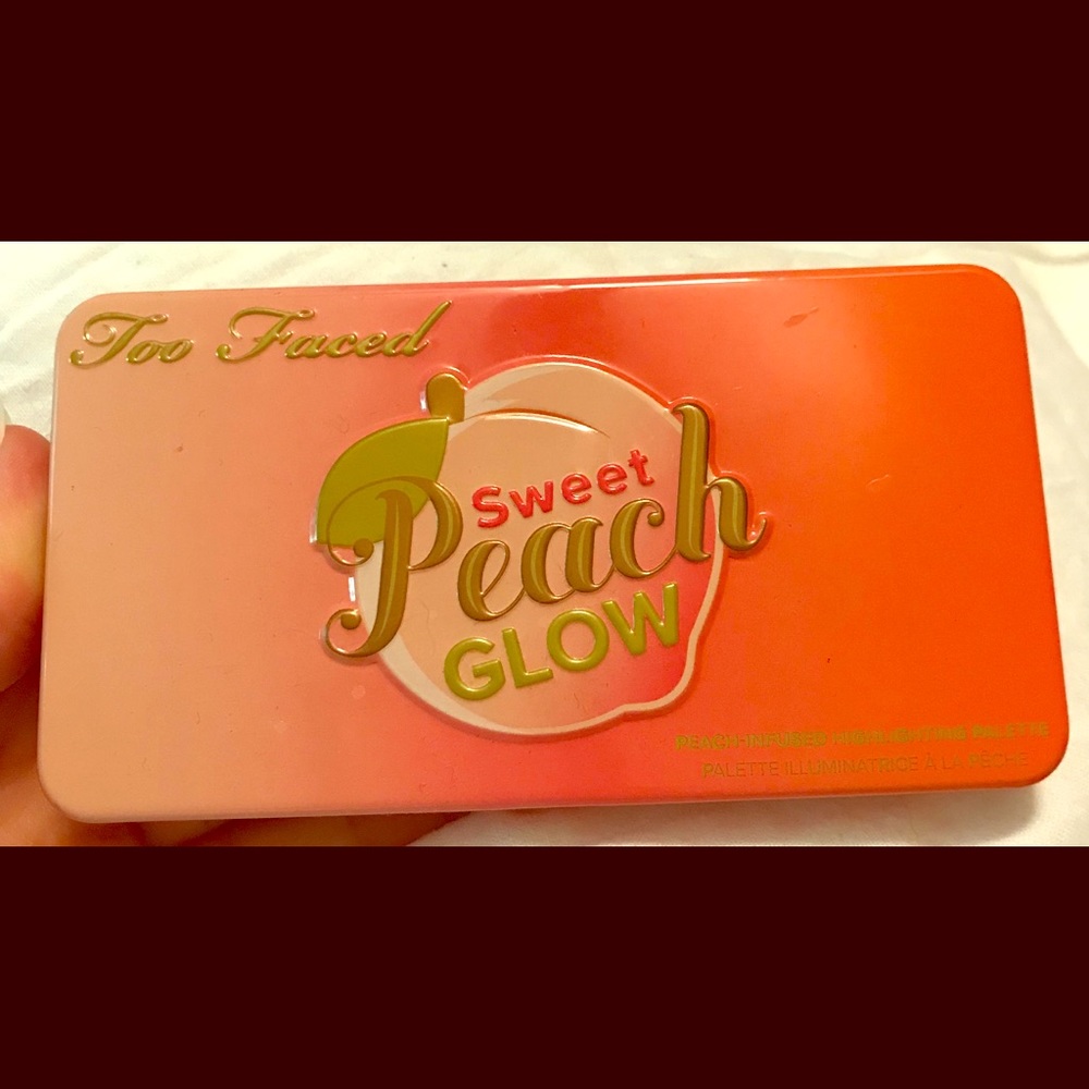 Authentic Too Faced Sweet Peach Glow Palette